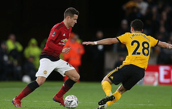 间默契的配 间默契的配